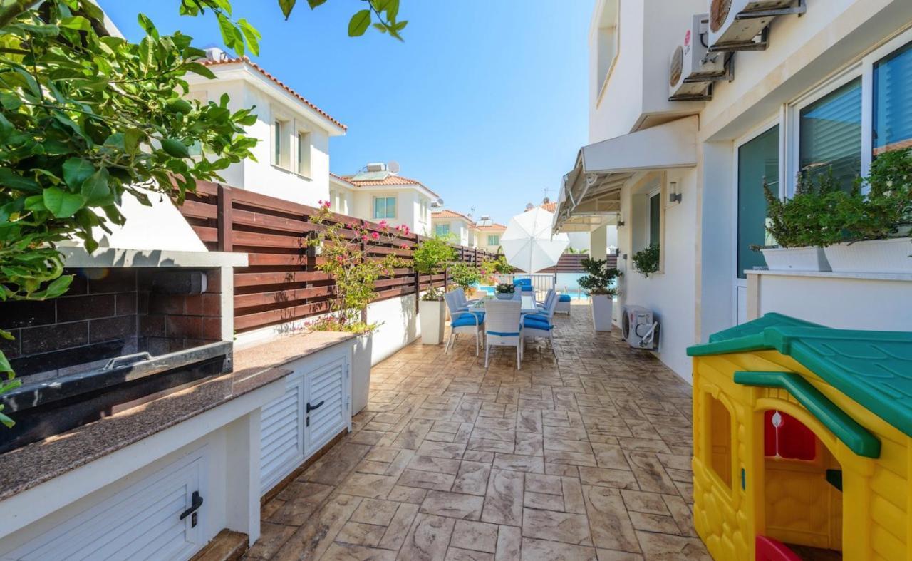 La Vita Villa #1 Protaras Exteriör bild