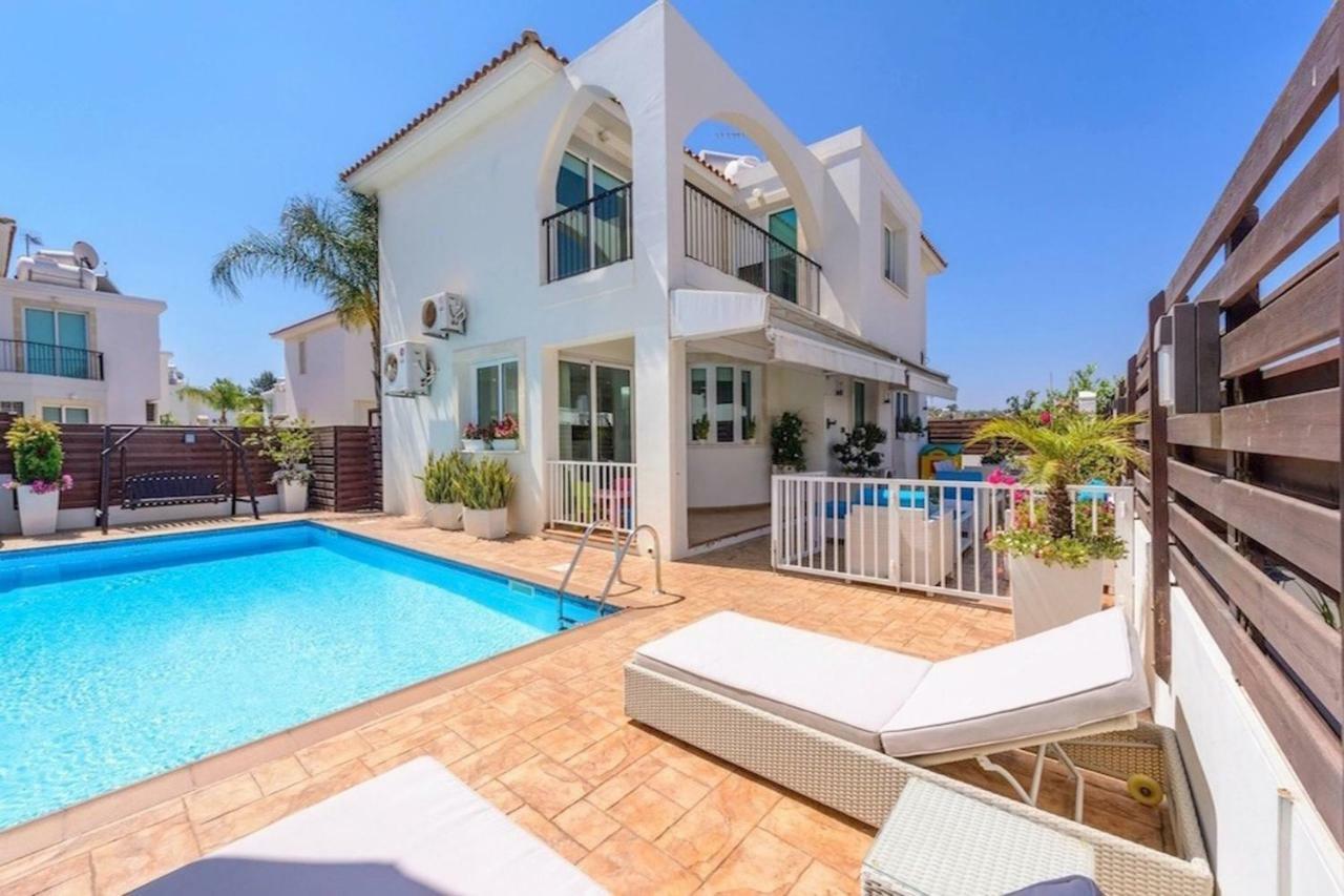 La Vita Villa #1 Protaras Rum bild